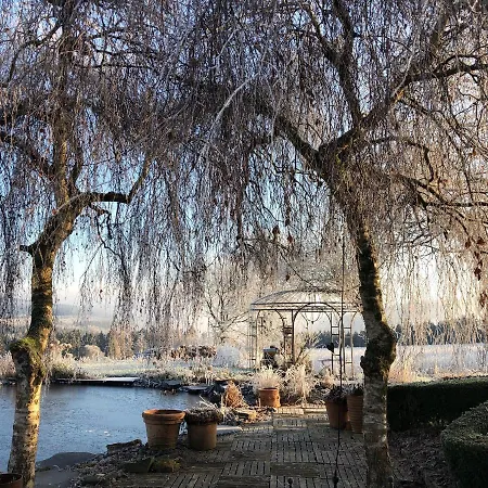 Dashausderfloristin アパート *